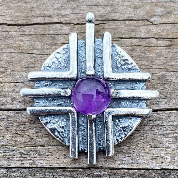 Medicine Wheel Pendant .925 Sterling Silver w/ genuine Amethyst made in USA - Picture 1 of 8